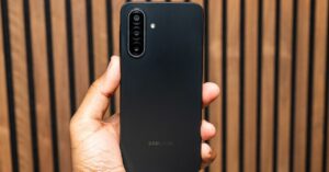 samsung’s-budget-galaxy-a17-phone-is-crippled-by-frustrating-performance