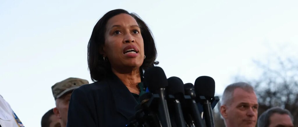 senate-forces-swamp-to-fully-adopt-trump’s-signature-policy