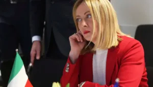 italy’s-meloni-amps-up-illegal-immigration-enforcement-in-italy-with-proposed-‘naval-blockade’