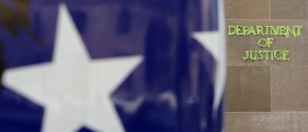 top-trump-official-seemingly-fires-her-chief-of-staff-on-x-but-then-deletes