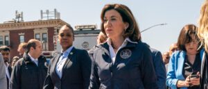 kathy-hochul-says-‘person-of-interest’-in-custody-after-threats-to-university-jewish-center