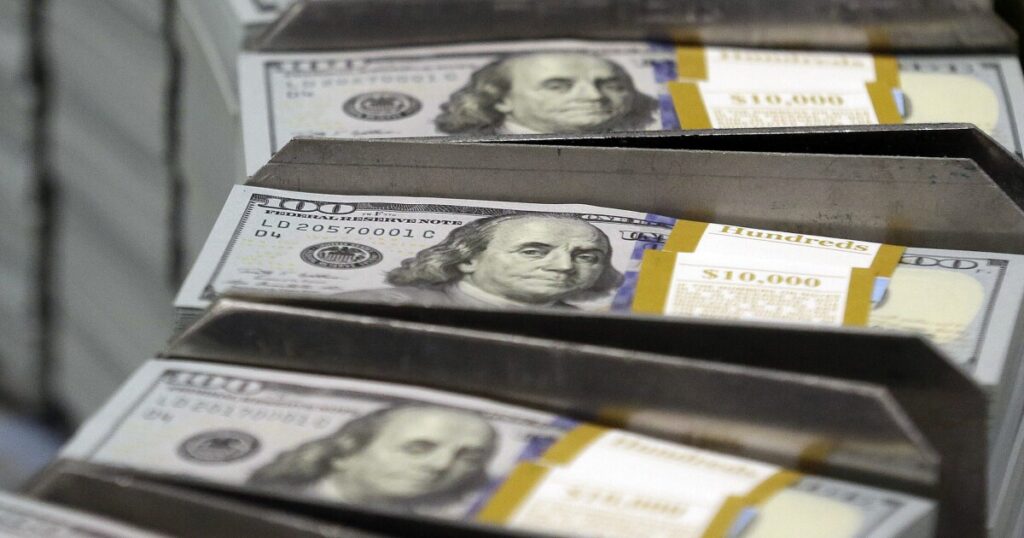 child-tax-credit:-payment-worth-$300-per-child-to-be-sent-to-maine-families-in-2024