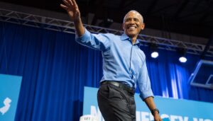 obama-jokes-aliens-are-‘real,’-but-are-not-held-at-area-51