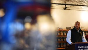 moore-says-trump-‘gets’-voters-and-warns-democrats-are-too-‘slow’