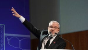 ukraine-charges-former-energy-minister-in-corruption-case