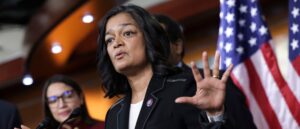 rep.-pramila-jayapal’s-sister-reportedly-plans-on-running-for-house-seat-in-oregon