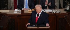 trump-puts-democrats-on-defense-in-patriotic,-disciplined-sotu