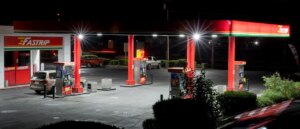 truck-video-shows-moving-company-block-in-alleged-child-abductor-after-spotting-2-year-old