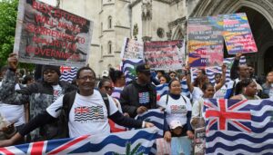 uk-minister-confirms-britain-is-‘pausing’-passage-of-chagos-islands-deal-into-law