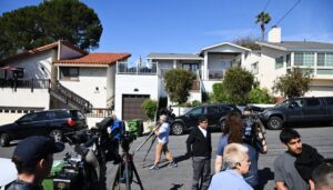 fbi-raids-home-and-office-of-la-superintendent-alberto-carvalho