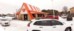 man-allegedly-assaults-worker-at-popular-fast-food-joint.-manager-gets-last-word-with-trash-can