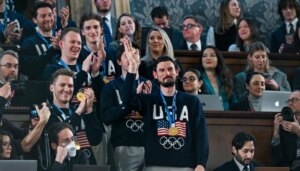 hockey-gold-medalist-says-team-should’ve-handled-trump’s-joke-better