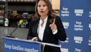 veronica-escobar-leads-calls-to-close-texas-ice-center-after-three-deaths