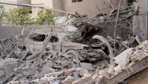 israel-touts-‘largest-ever’-military-flyover-in-iran-attack