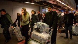 us-citizens-stranded-amid-mass-evacuations-from-middle-east