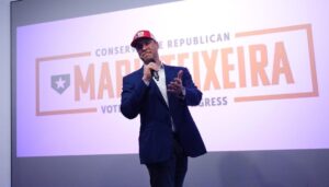 former-mlb-star-mark-teixeira-looks-for-home-run-in-texas-primary