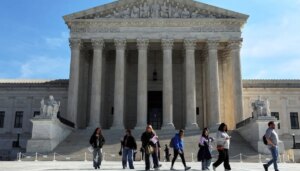 supreme-court-rules-courts-must-defer-to-immigration-judges-in-asylum-cases