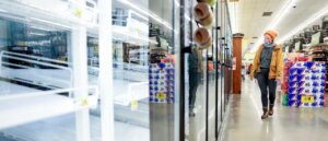 mom-goes-to-walmart-for-baby-formula,-makes-gross-discovery-after-feeding-child