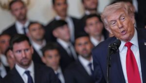 watch-live:-trump-holds-college-sports-roundtable