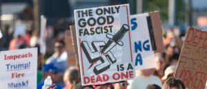 leftists-tell-conservatives-to-kill-themselves-in-violent-campus-sabotage