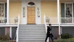 watch-live:-mamdani-speaks-after-explosive-thrown-at-protesters