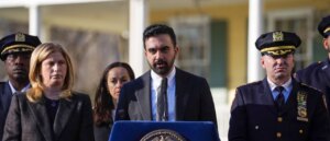 news-outlets-ties-bomb-throwing-incident-to