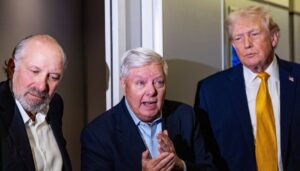 lindsey-graham’s-war-rhetoric-complicates-trump’s-push-to-maga-base