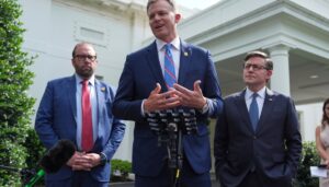 moore’s-anti-gerrymandering-history-draws-heat-from-challenger