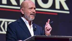 why-steve-hilton’s-california-poll-lead-could-benefit-democrats