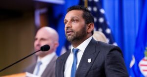 us-lawmakers-move-to-kill-the-fbi’s-warrantless-wiretap-access