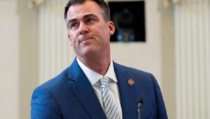 stitt-promises-quick-decision-on-mullin-senate-seat-after-trump-meeting