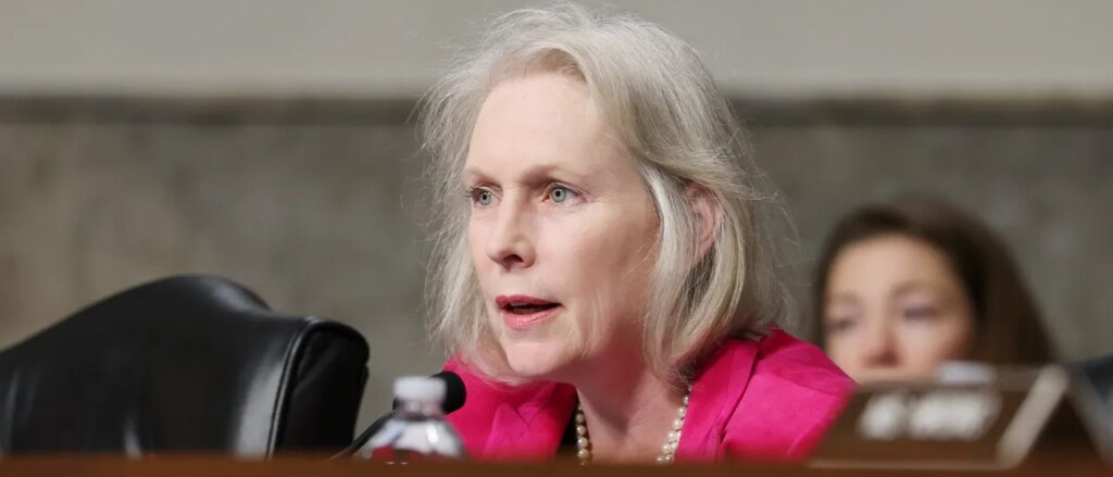 democrat-senator-tries-to-pit-general-against-hegseth