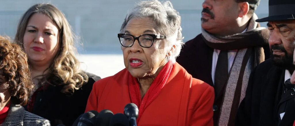 congresswoman-left-with-egg-on-her-face-after-suing-donald-trump