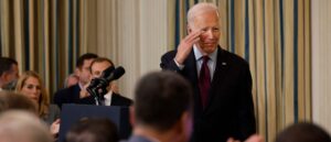 biden-abruptly-calls-for-‘pause’-in-israel-hamas-war-after-heckler-demands-‘cease-fire’