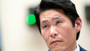 federal-reserve-tapped-robert-hur-to-help-fend-off-doj-subpoenas