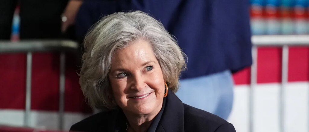 trump-announces-one-of-his-top-officials-has-breast-cancer