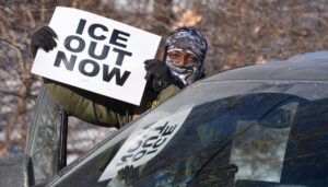 dhs-shutdown:-white-house-floats-requiring-ice-agents-to-self-identify