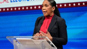 juliana-stratton-wins-senate-dem-primary-to-replace-dick-durbin