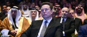 elon-musk-offers-to-pay-salaries-of-tsa-agents-working-through-government-funding-impasse