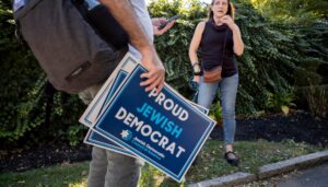 jewish-americans-feel-politically-homeless-amid-antisemitism-surge