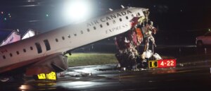 two-dead,-several-injured-in-plane-crash-at-laguardia-airport