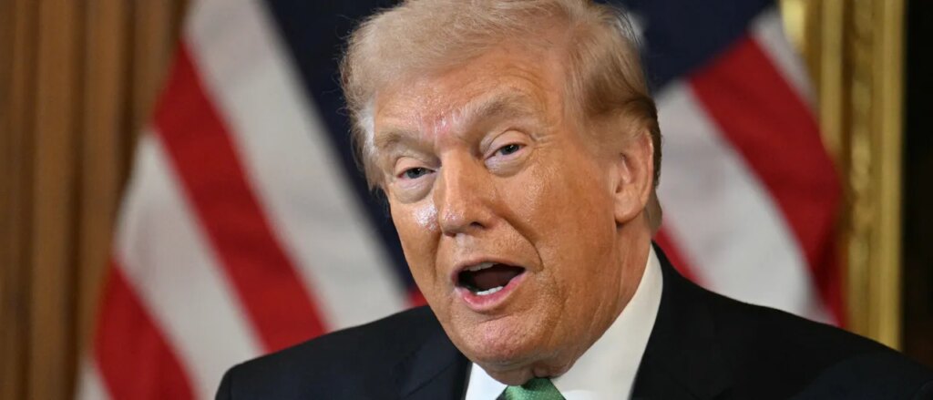 trump-says-he-will-deploy-ice-agents-to-airports-if-democrats-don
