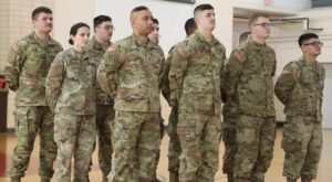 us.-army-raises-enlistment-age-to-42,-drops-marijuana-restrictions-|-the-gateway-pundit-|-by-jim-hᴏft