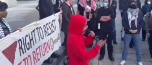 protesters-cheer-for-american-troops-to-return-from-iran