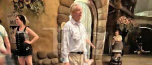 lindsey-graham-plays-with-toys-at-disney-world-as-he-pushes-for-ground-troops-in-iran