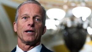 thune-pressured-to-end-senate’s-two-week-break-and-reopen-dhs