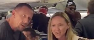 ‘pushin’-my-seat!’:-video-of-heated-argument-sparks-debate-over-airplane-manners