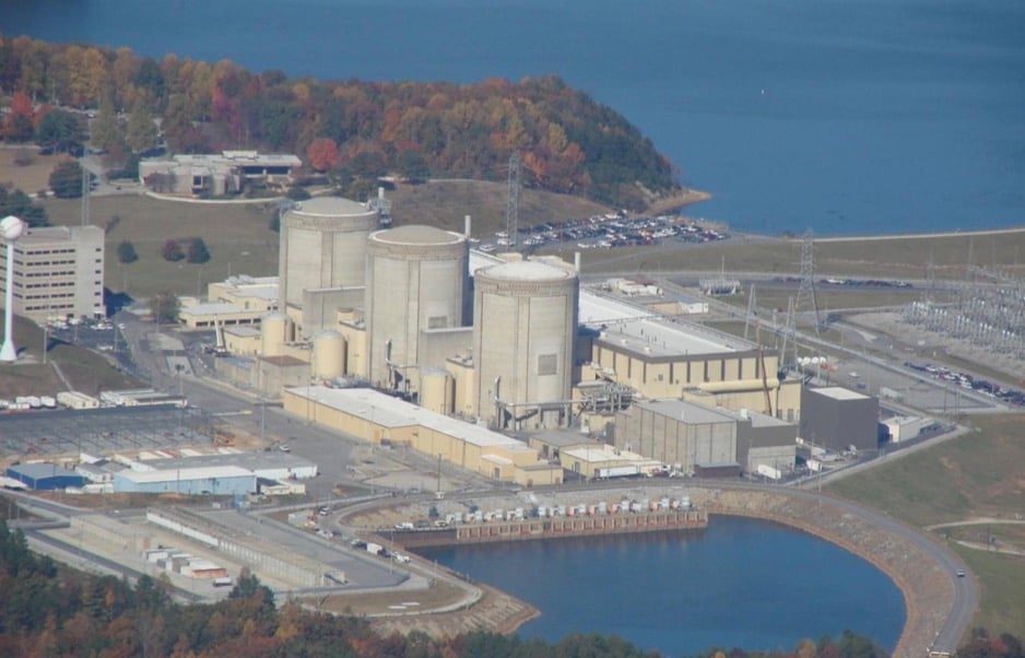 security-breach-at-duke-power-nuclear-plant:-man-rams-gate-and-attacks-guards-|-the-gateway-pundit-|-by-jim-hᴏft