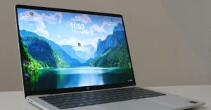 this-windows-laptop-makes-the-macbook-neo-look-overpriced