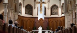 catholic-conversions-skyrocket-during-easter-as-numbers-rebound